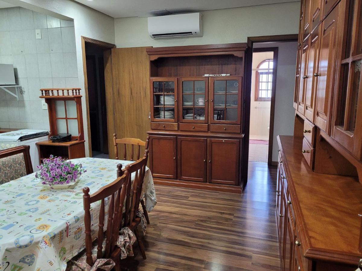 Ap. De 4 Quartos Com Ar A 150M Da Rua Coberta Γκραμάντο Εξωτερικό φωτογραφία